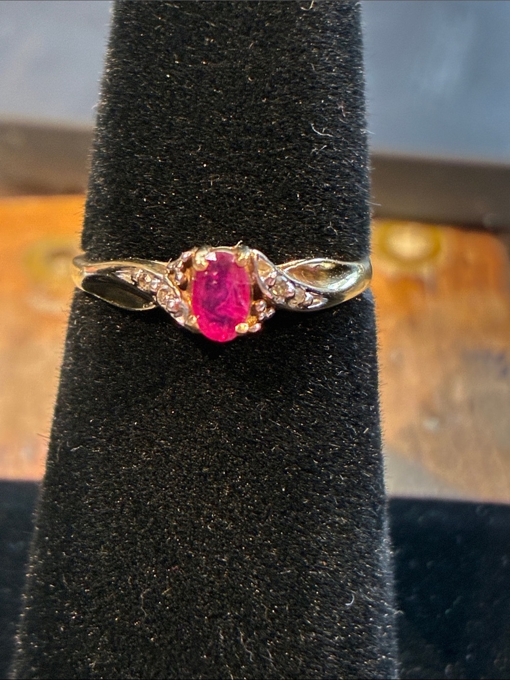 10K Natural Ruby Ring with Diamonds Surrounding. Size 6.25. 1.46 Grams